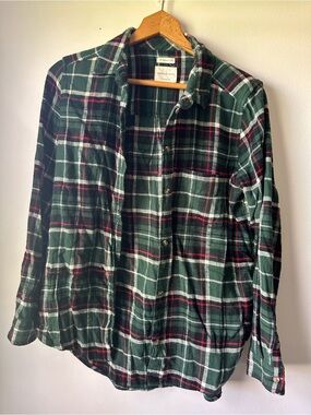 American Eagle Green, White & Red Plaid Boyfriend Shirt